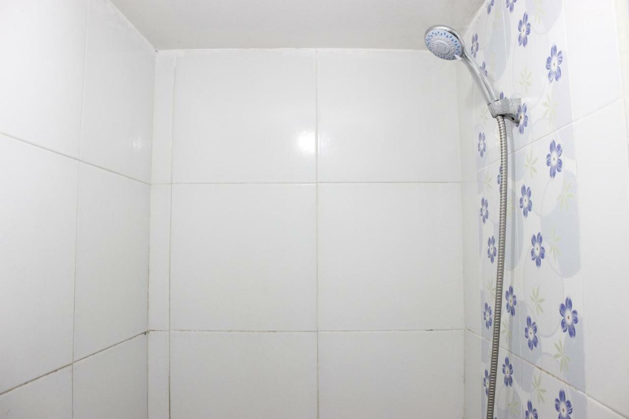 Compact The Jarrdin Cihampelas By Travelio Apartemen